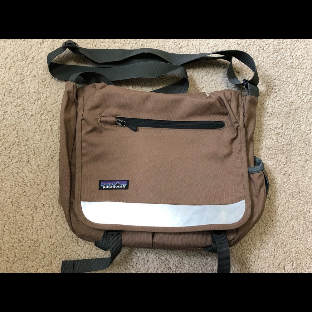 Patagonia messenger bag